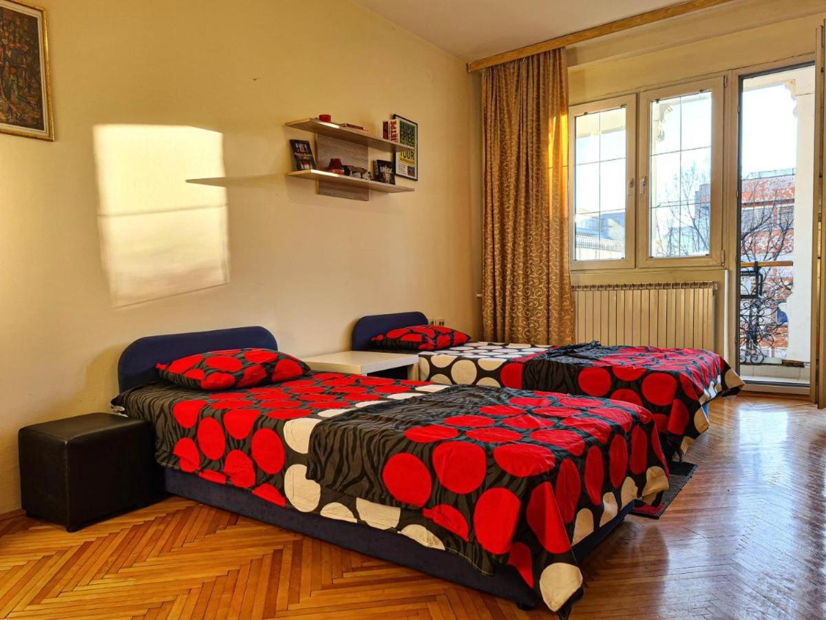 Apartment Skopje Square Luaran gambar